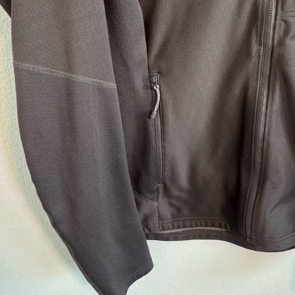 The North Face Women’s Purple Zip Up Jacket Size XL - Picture 4 of 11